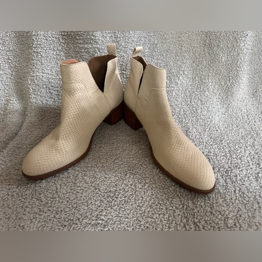 Franco Sarto Textured Cream Ankle Booties